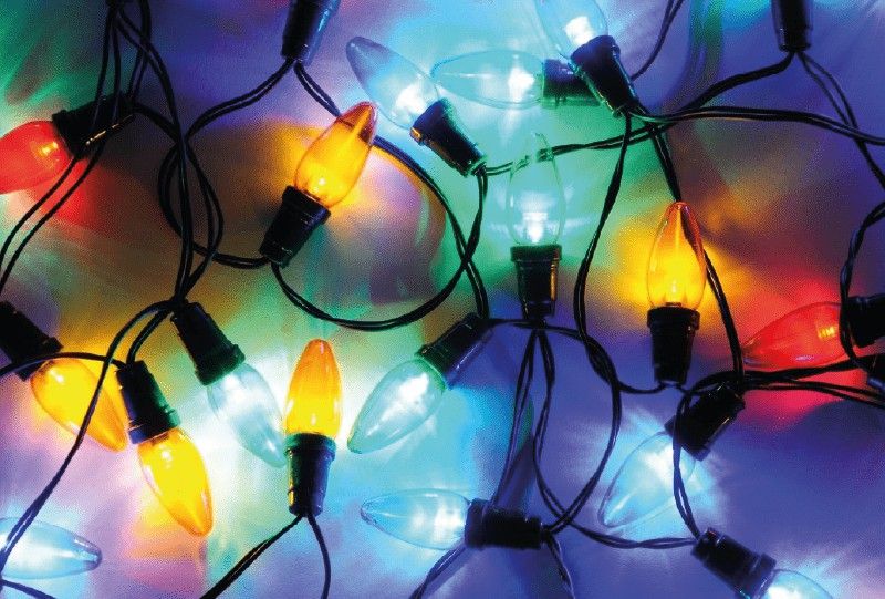 Éclairage de Noël à la maison : idées pour décorer l'intérieur et l'extérieur