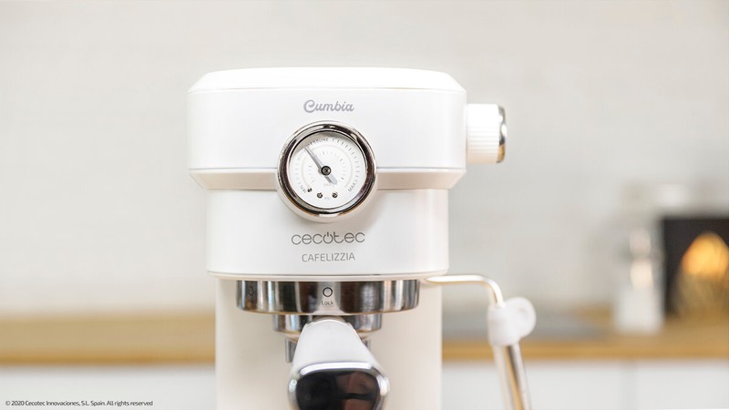 Cafelizzia 790 White Pro Cecotec coffee machine — Rehabilitaweb