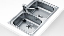 80 cm UNIVERSO 79 2C Einbauwaschbecken mit zwei Teka-Schalen